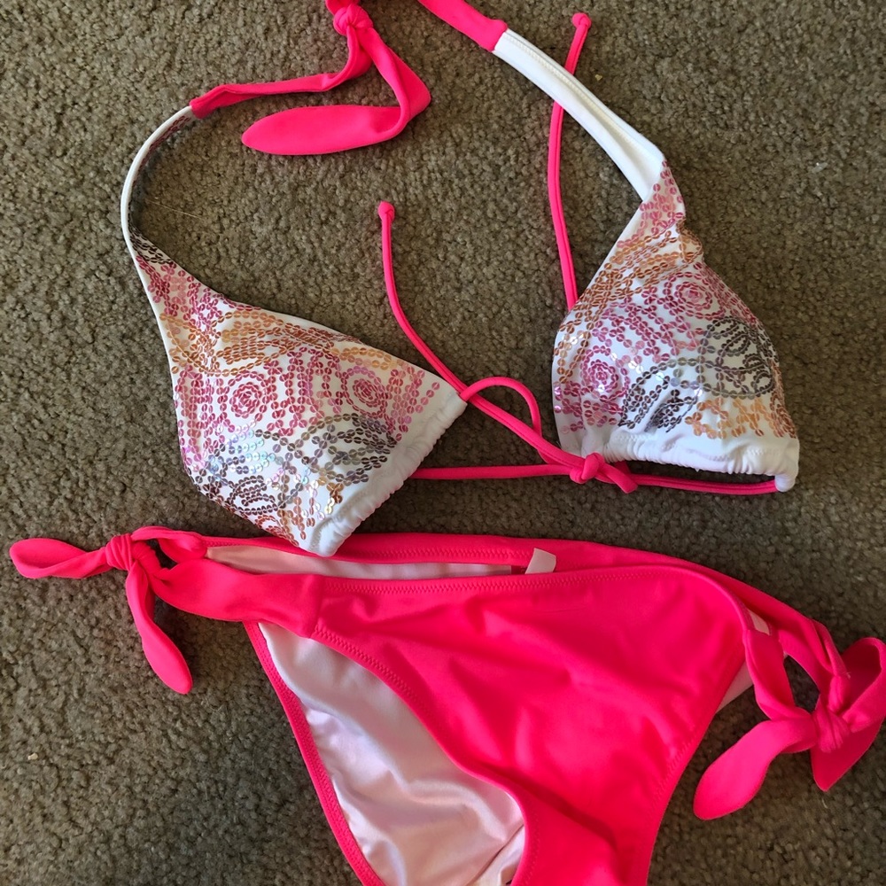 Brand New Victoria’s Secret Swimsuit